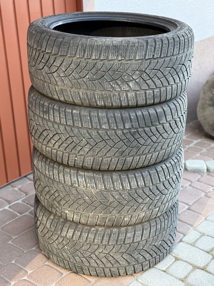 Opony zimowe 245/40 R18 97V AO GoodYear UltraGrip Performance Audi OEM