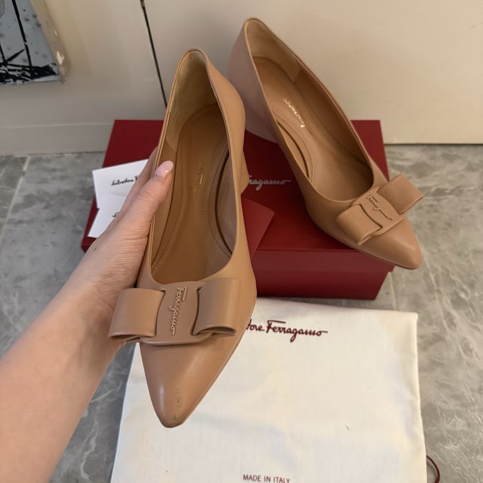 Туфли Ferragamo, оригинал, в отличном состоянии, размер 40.5, кожа