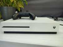 Konsola Xbox One S z padem i 2 grami