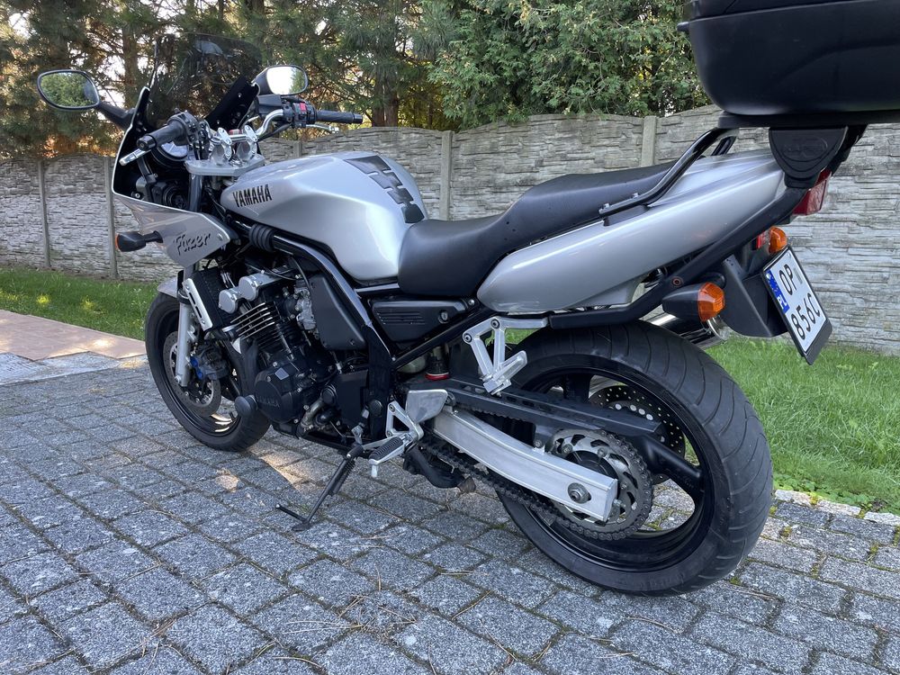 Yamaha Fazer fzs 600 rok 2002 Nowa Pompa Paliwa. Dominator