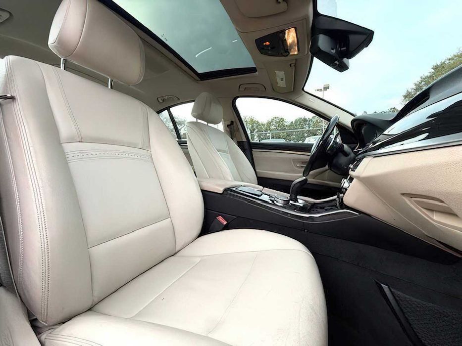 BMW 5 Series 535i      2016