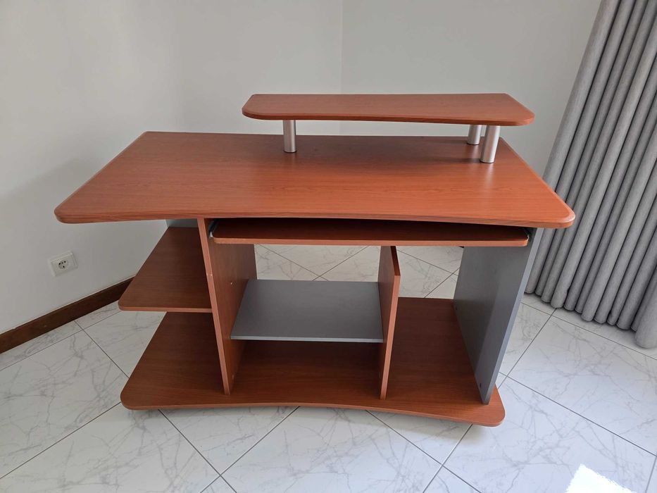 Secretaria de 1,20 por 0,60