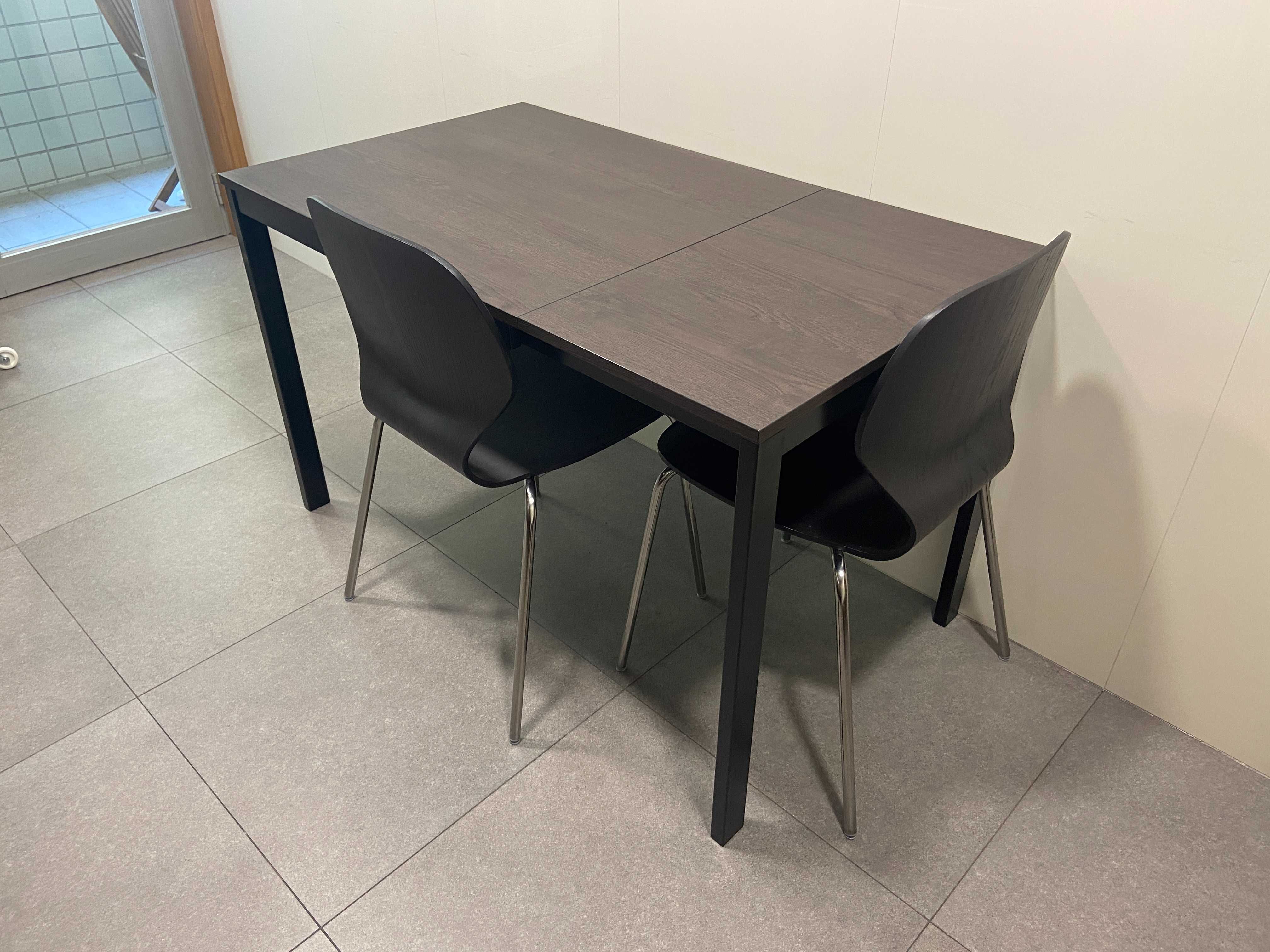 Mesa de Cozinha Extensível IKEA VANGSTA c/ Cadeiras SYGTRYGG