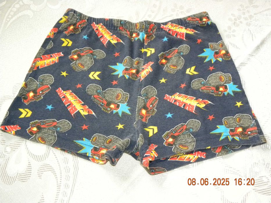 Bokserki 3 pary; 98-104cm/3-4 lata.