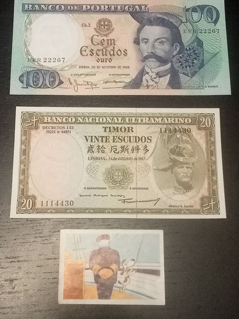 Colecionáveis ( duas notas e um cromo)