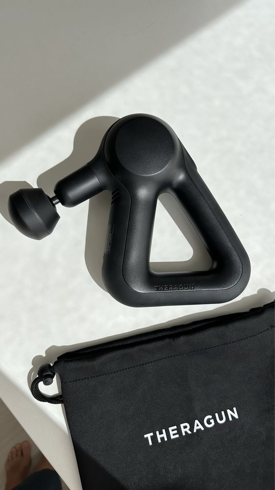 Pistola de  massagem Theragun prime 4 gen