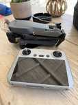 Dron DJI Mavic 3 Pro – stan idealny