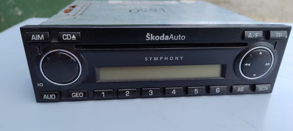 Skoda radio CD z kodem sprawne.