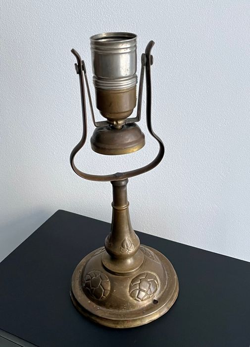 Lampa mosiężna stojąca