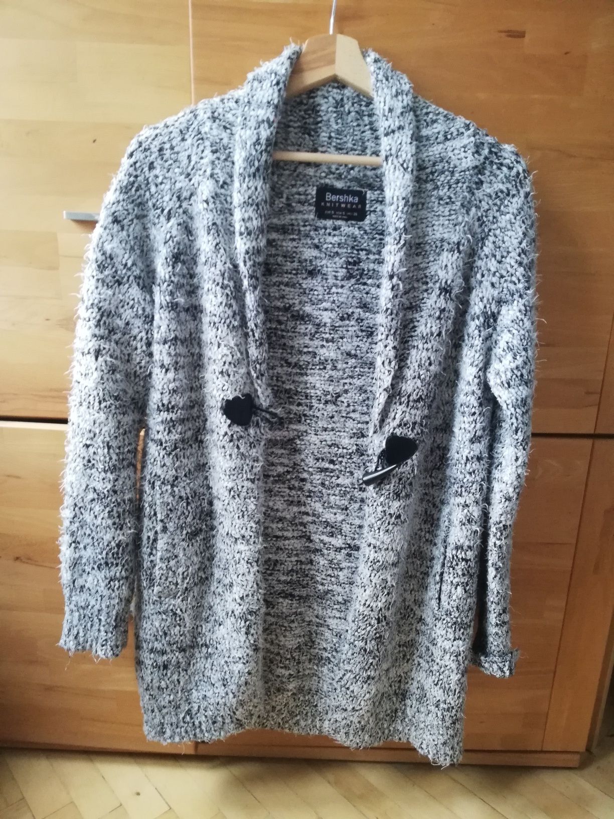 Długi kardigan Bershka Knitwear S / 36