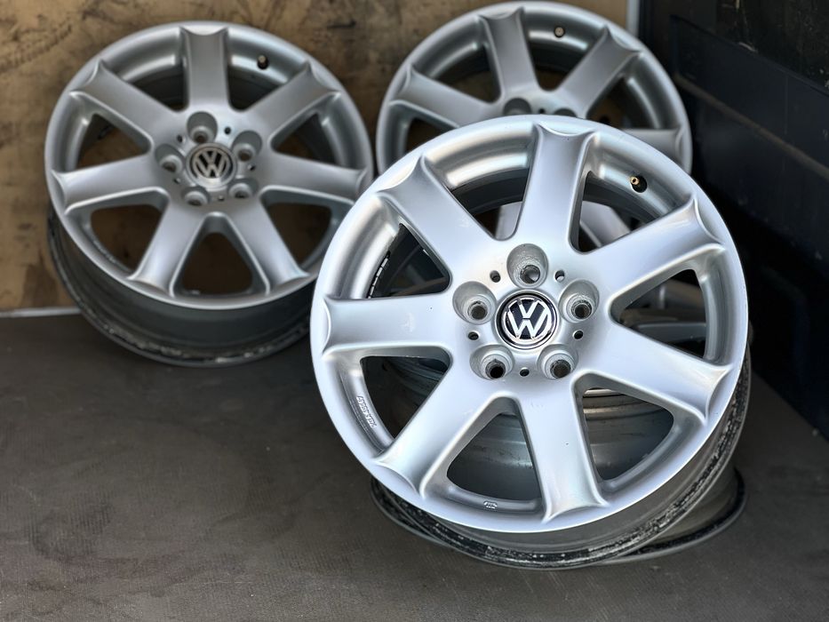 Диски 5 112 R16 Volkswagen passat b8 Jetta b7  Golf Skoda Octavia