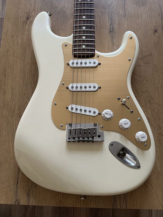 Fender Stratocaster Standard USA 2003r
