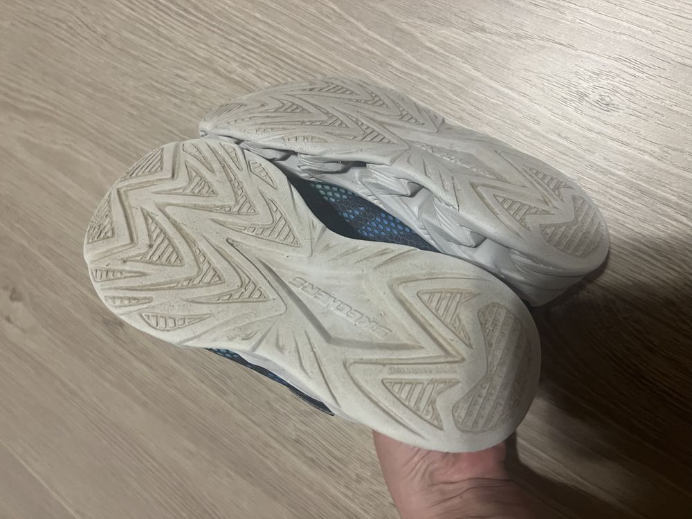 Кросовки skechers