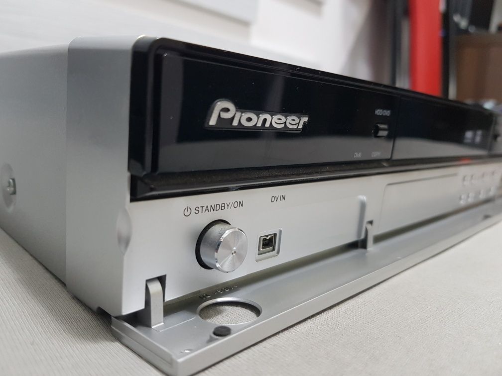 Pioneer DVR550H Recorder