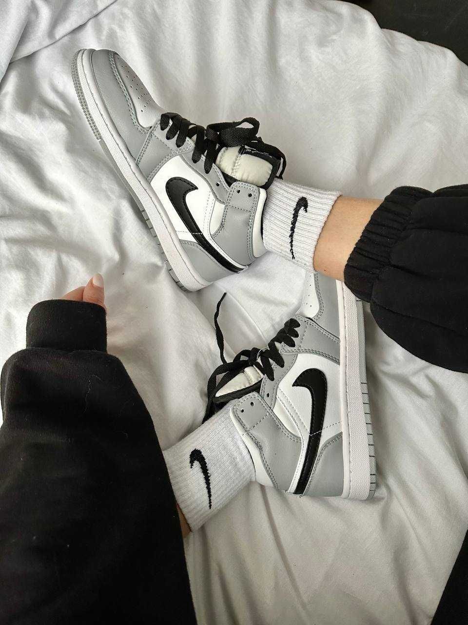 Кроссовки Nike Air Jordan 1 mid grey / Аир джордан серые 37 38 39