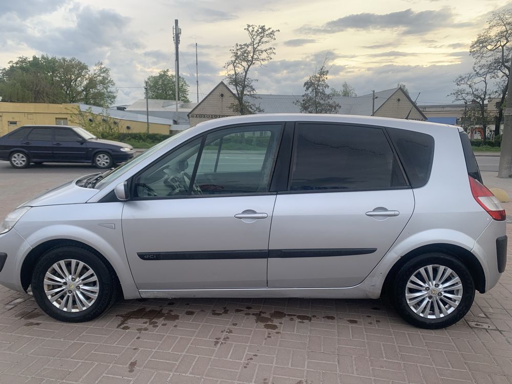 Renault Scenic 1.5 dCi AT Expression (110)