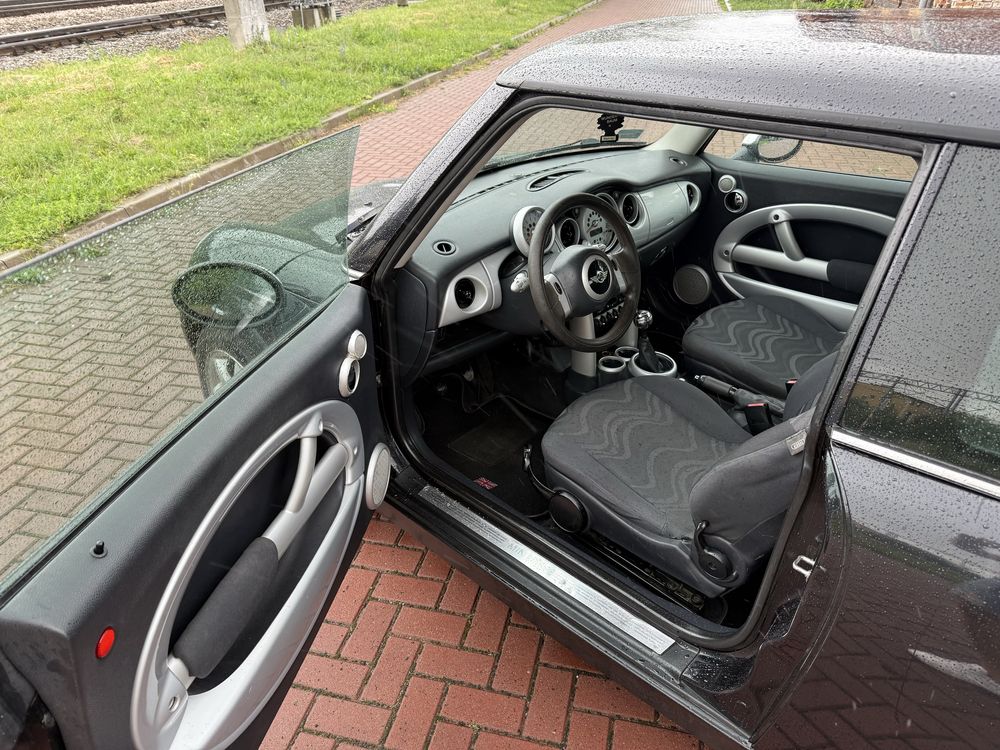 Mini Cooper 1.6 90KM 2003r LADNY