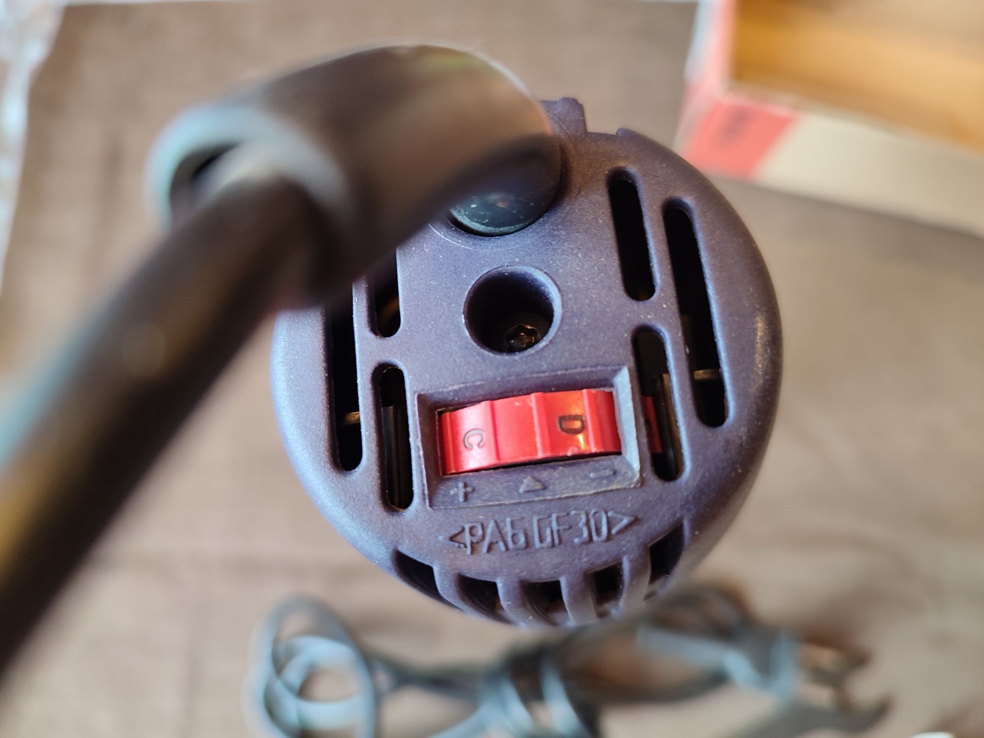 Продам  нову шлифмашинку SPARKY mkl 550E