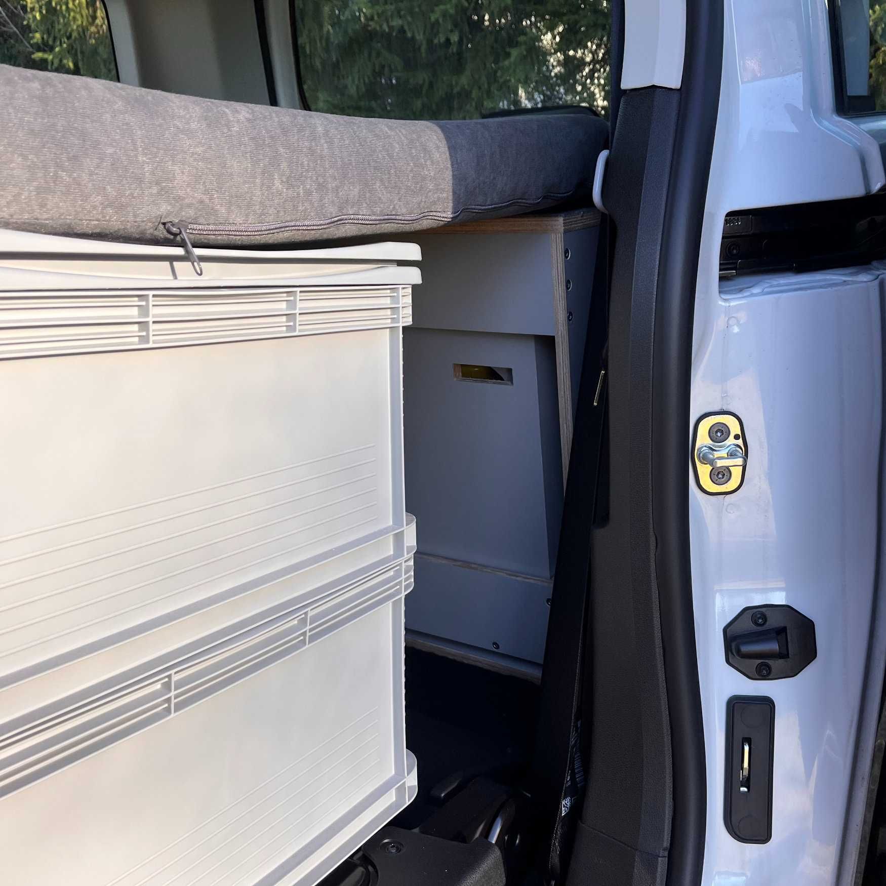Box kempingowy zabudowa turystyczna stelaż do spania Citroën Berlingo