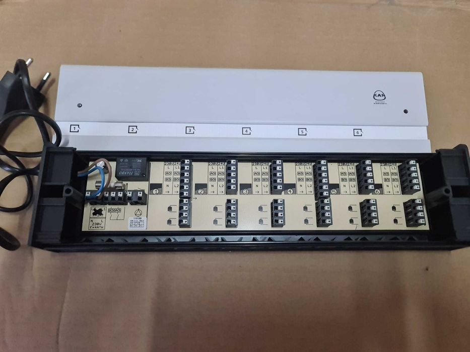 Listwa elektr. 230V z modułem pompowym KAN-therm