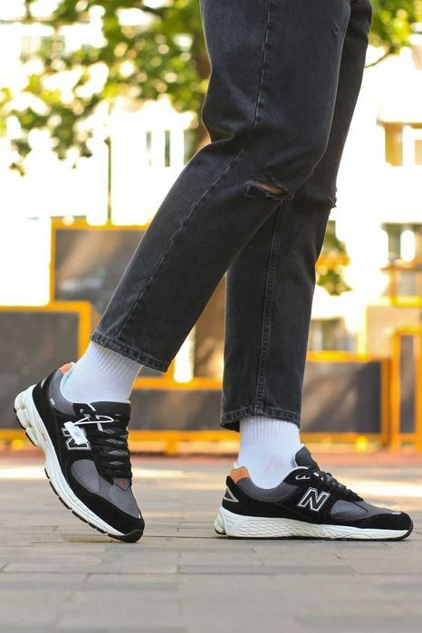 Кросівки New Balance 2002R Black/White premium