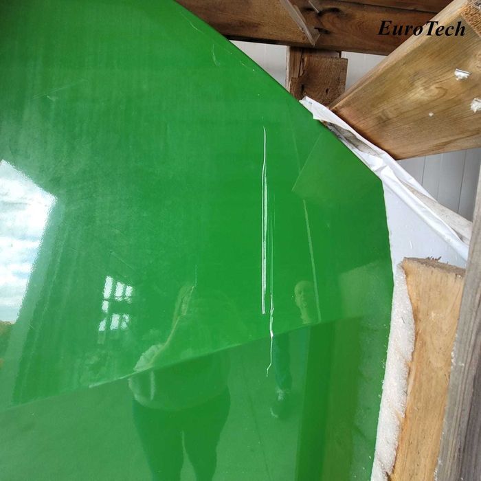 Boczna pokrywa lewa przednia do kombajnu John Deere AXE26560