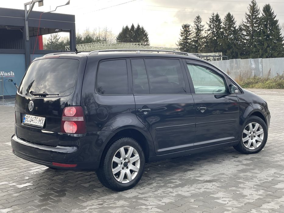 Фольцваген тауран 1.9 тді автомат