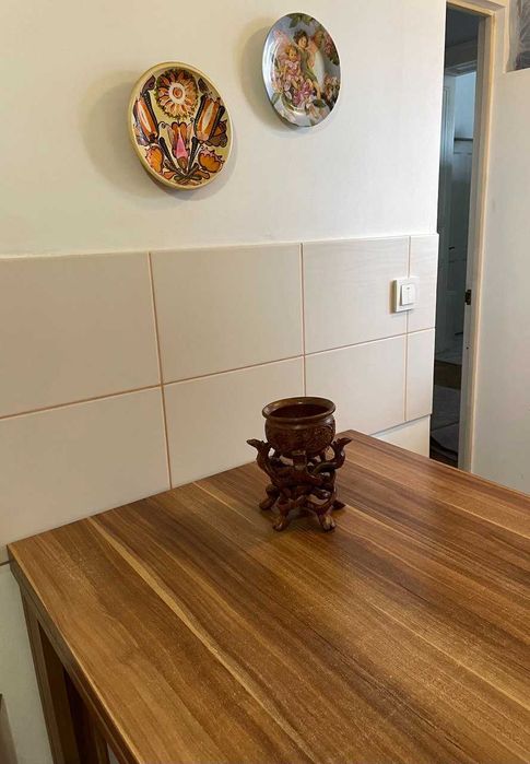 Стіл розкладний кухонний, колір горіх.