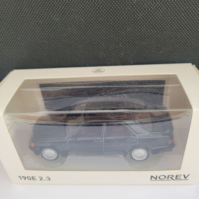 Carro miniatura Mercedes