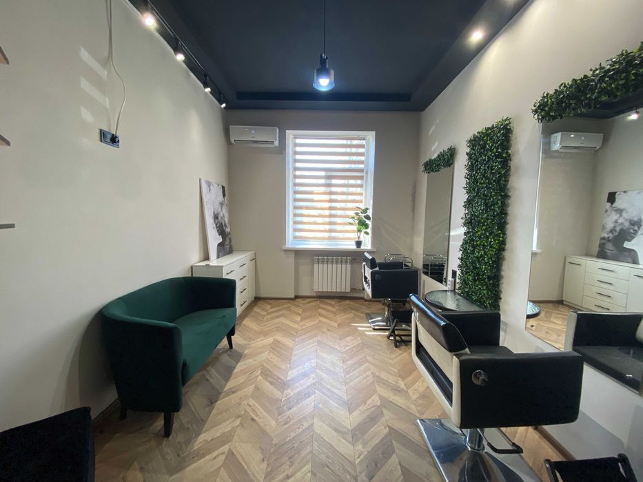 Оренда робочого місця салон краси Дружби народів, кератин, перукар