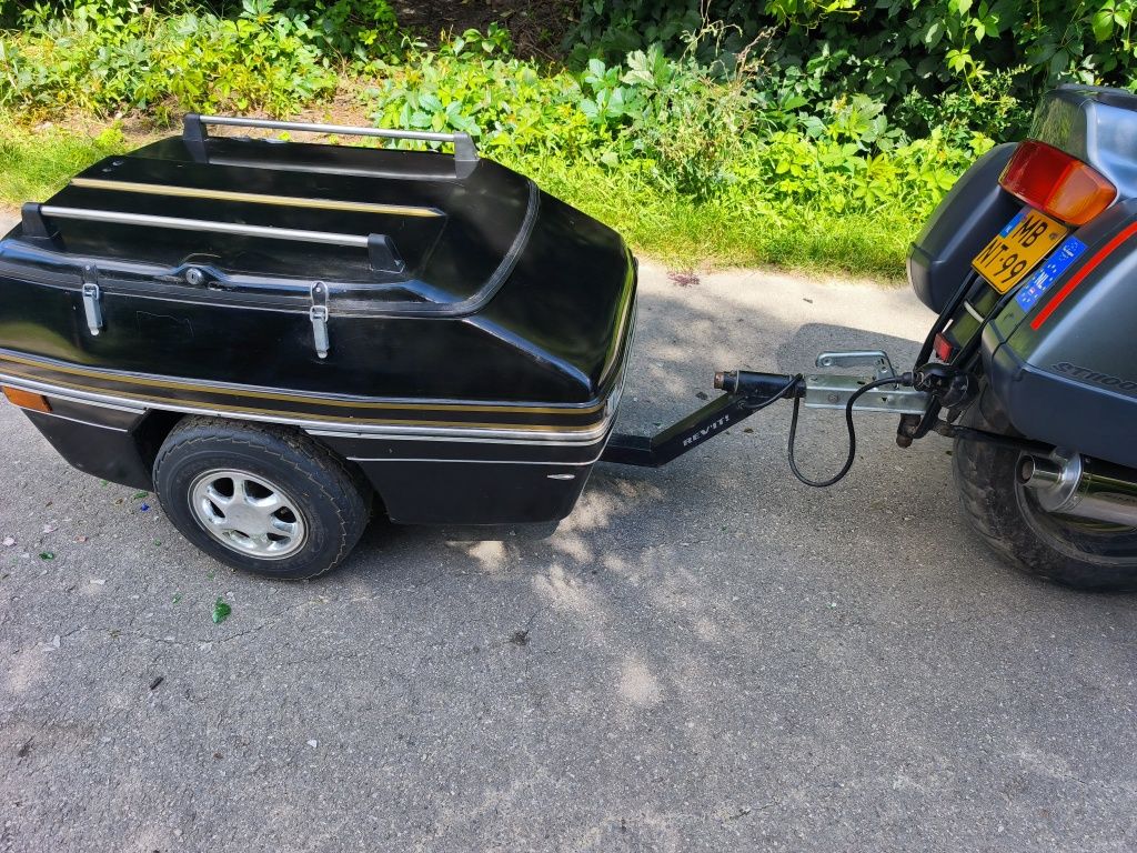 Honda ST1100 PAN Europan z przyczepką