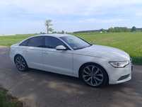Audi A6 C7 3.0 TDI_Biala sedan 20 cali felgi matrix