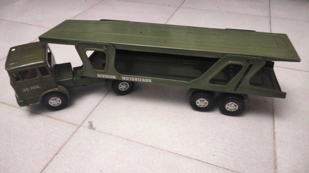 Miniatura Gorzan vintage anos 70