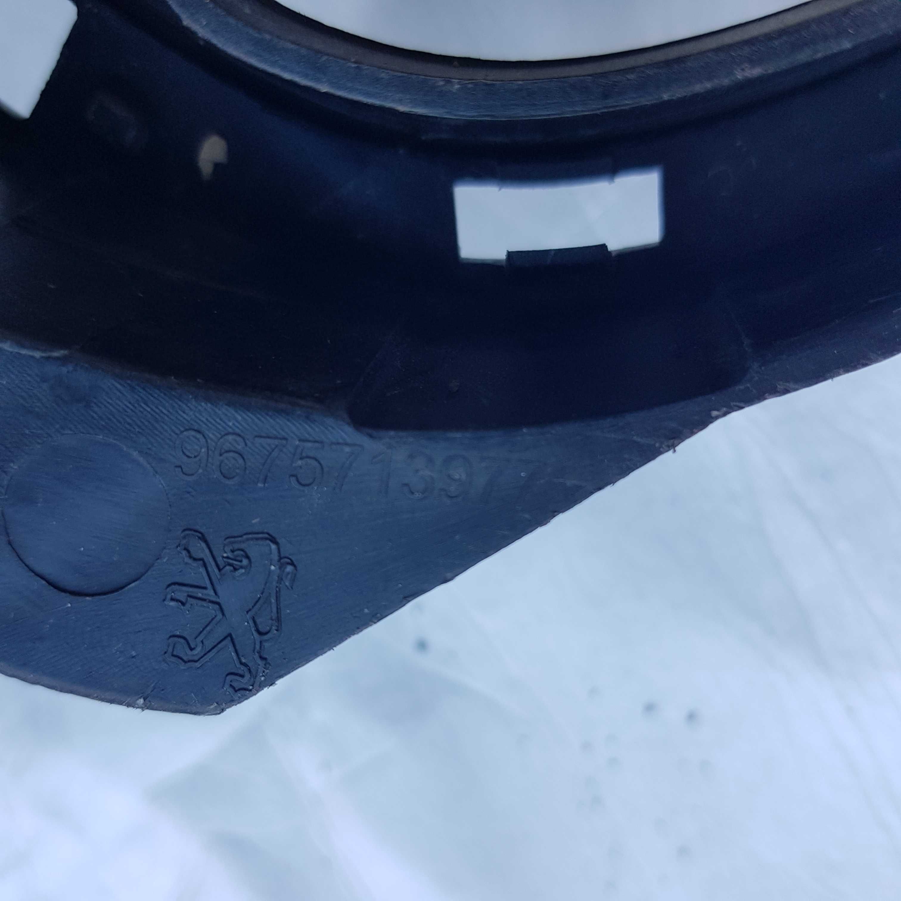 kratka zderzaka przód Peugeot 508 RXH