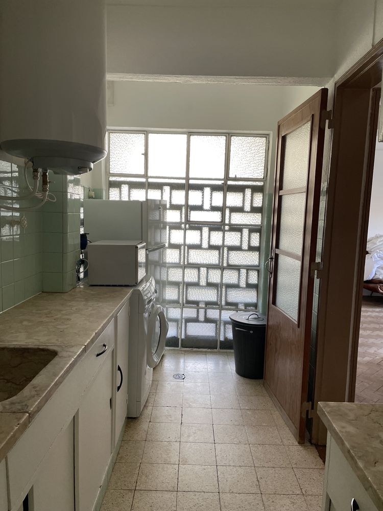 Quarto casal s/caução Olivais Sul