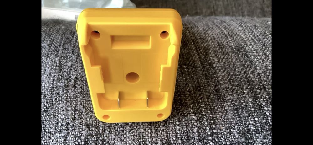 Лед лампа фонарь Dewalt XR 18V 20V