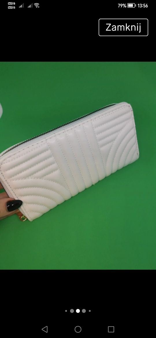 Duży pojemny biały portfel