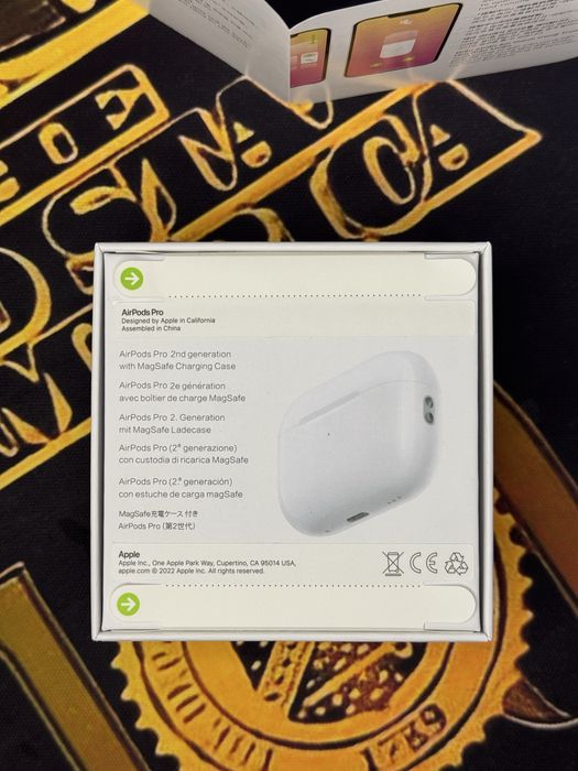 Навушники Apple Airpods Pro 2 з активним шумозаглушенням