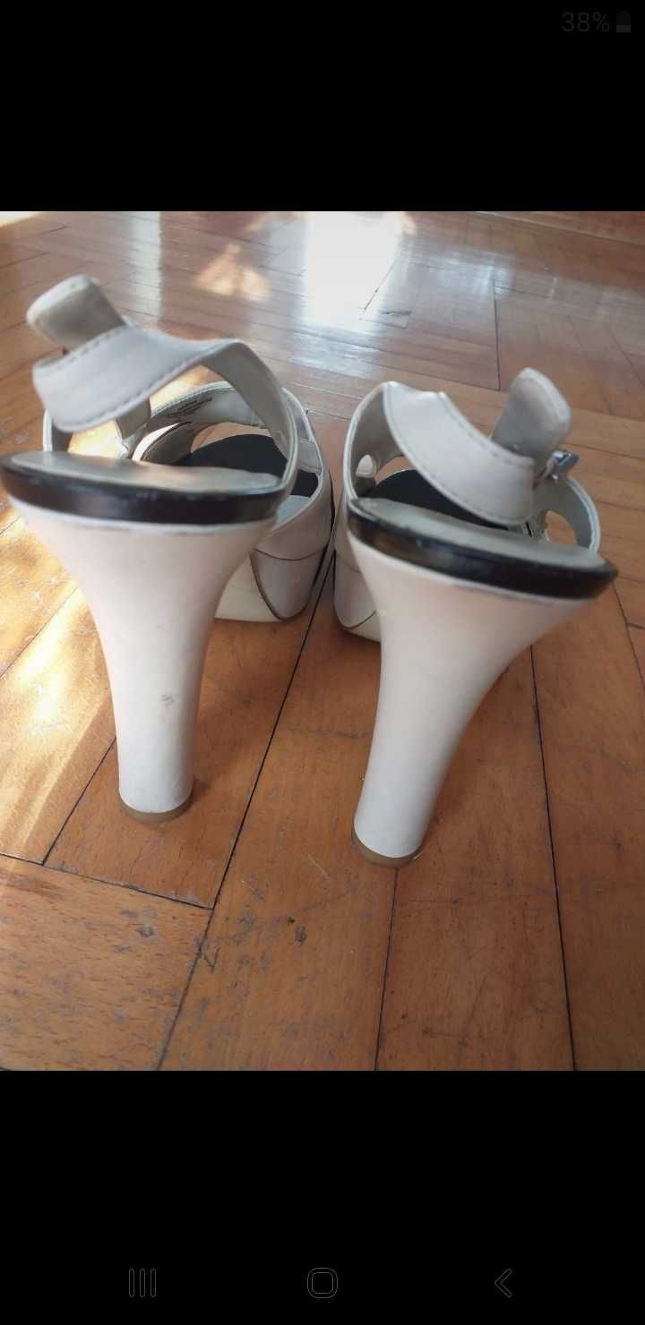 Sandałki damskie