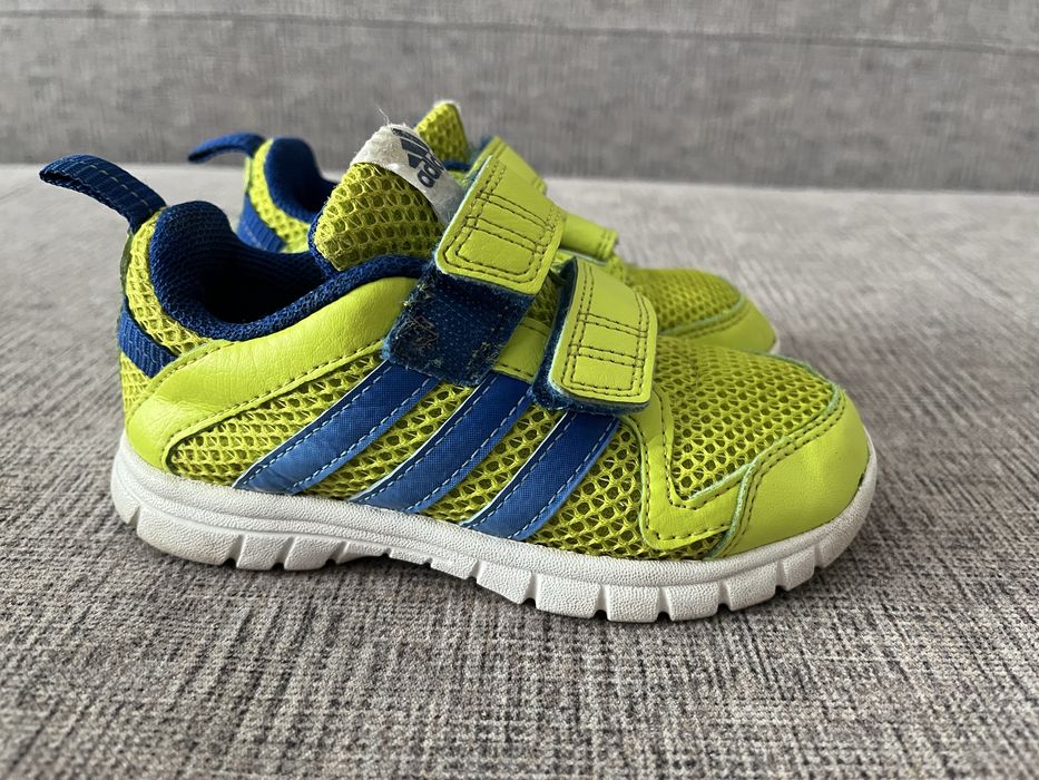 Кросівки для хлопчика adodas