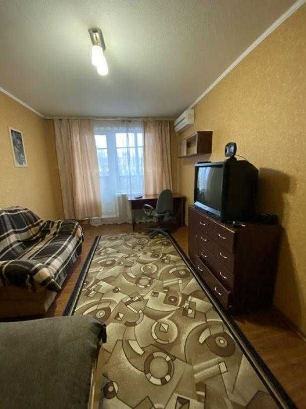 Продается 1 ком кв  5/9, пр Юбилейный