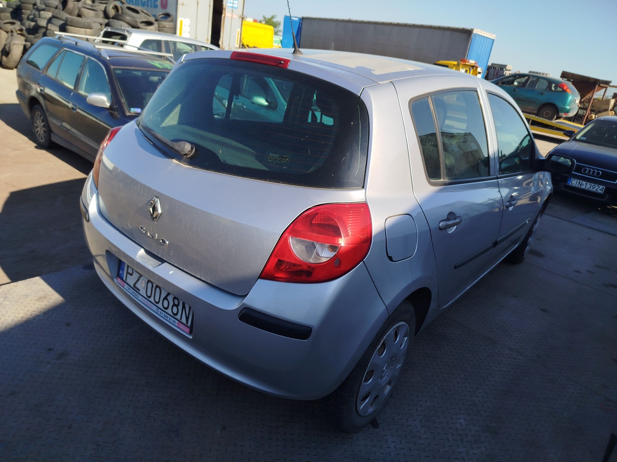 Clio III Ted69 drzwi kompletne stan bdb możliwość wysyłki