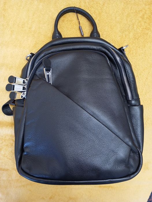 Продам жіночий шкіряний рюкзак