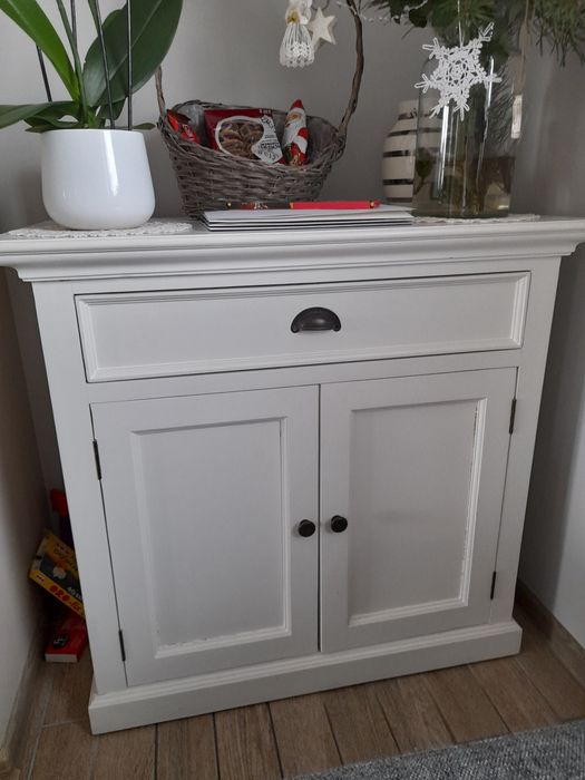 Zestaw mebli drewno stół komoda słupek