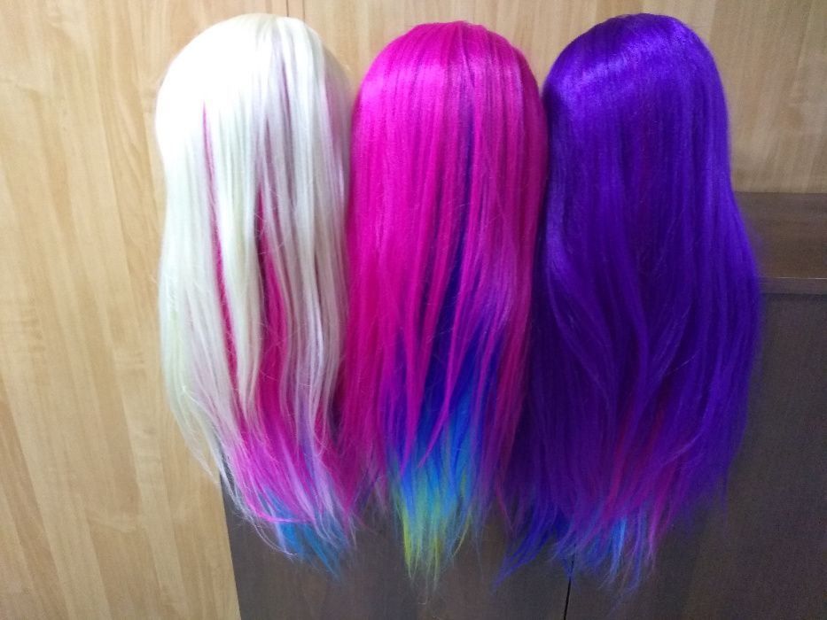 Кольорова болванка, голова учбова, манекен, маникен для зачісок