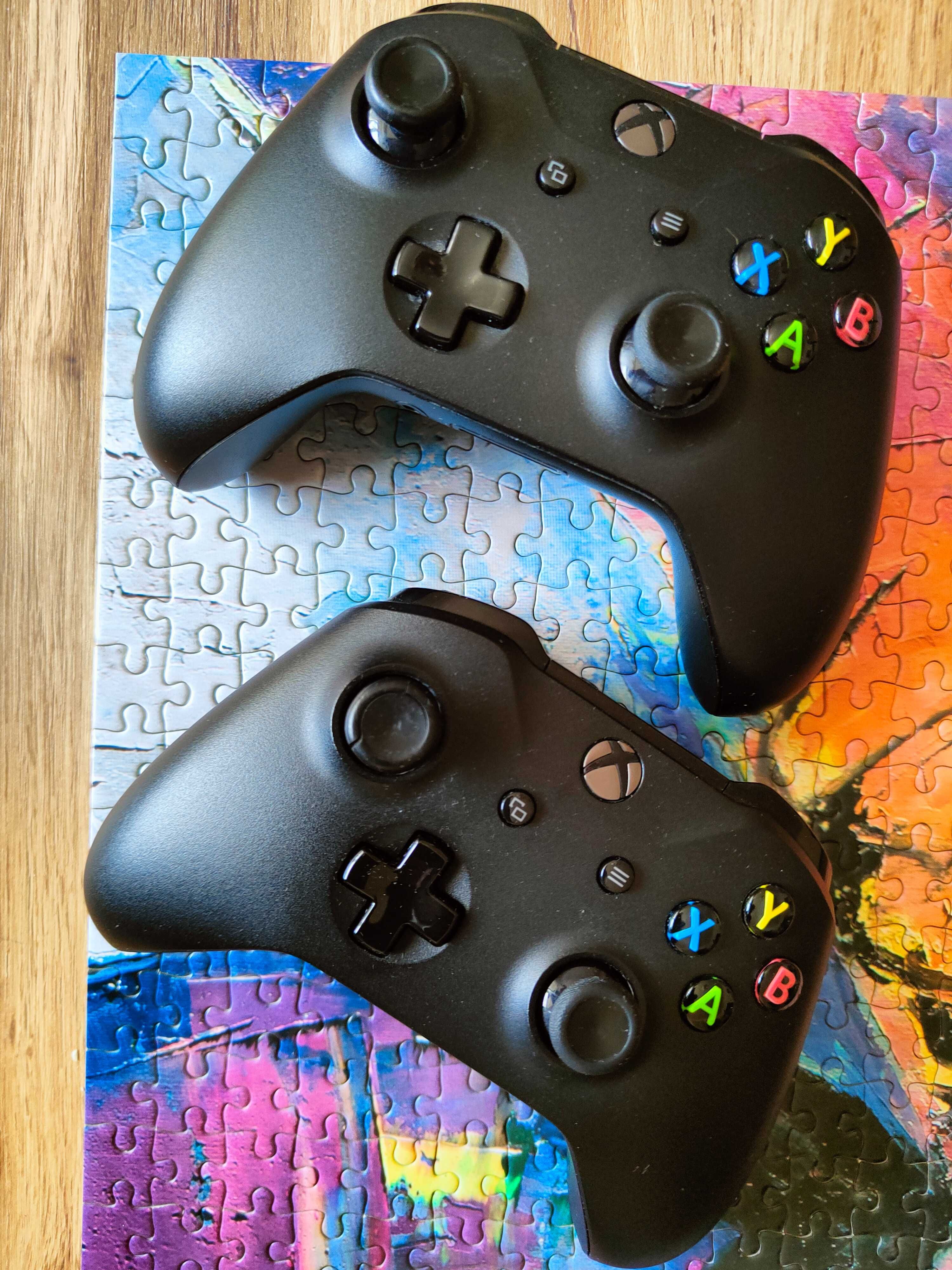 Konsola XBox One X (1 TB, 4K BLU-RAY, HDR) i dwa oryginalne pady