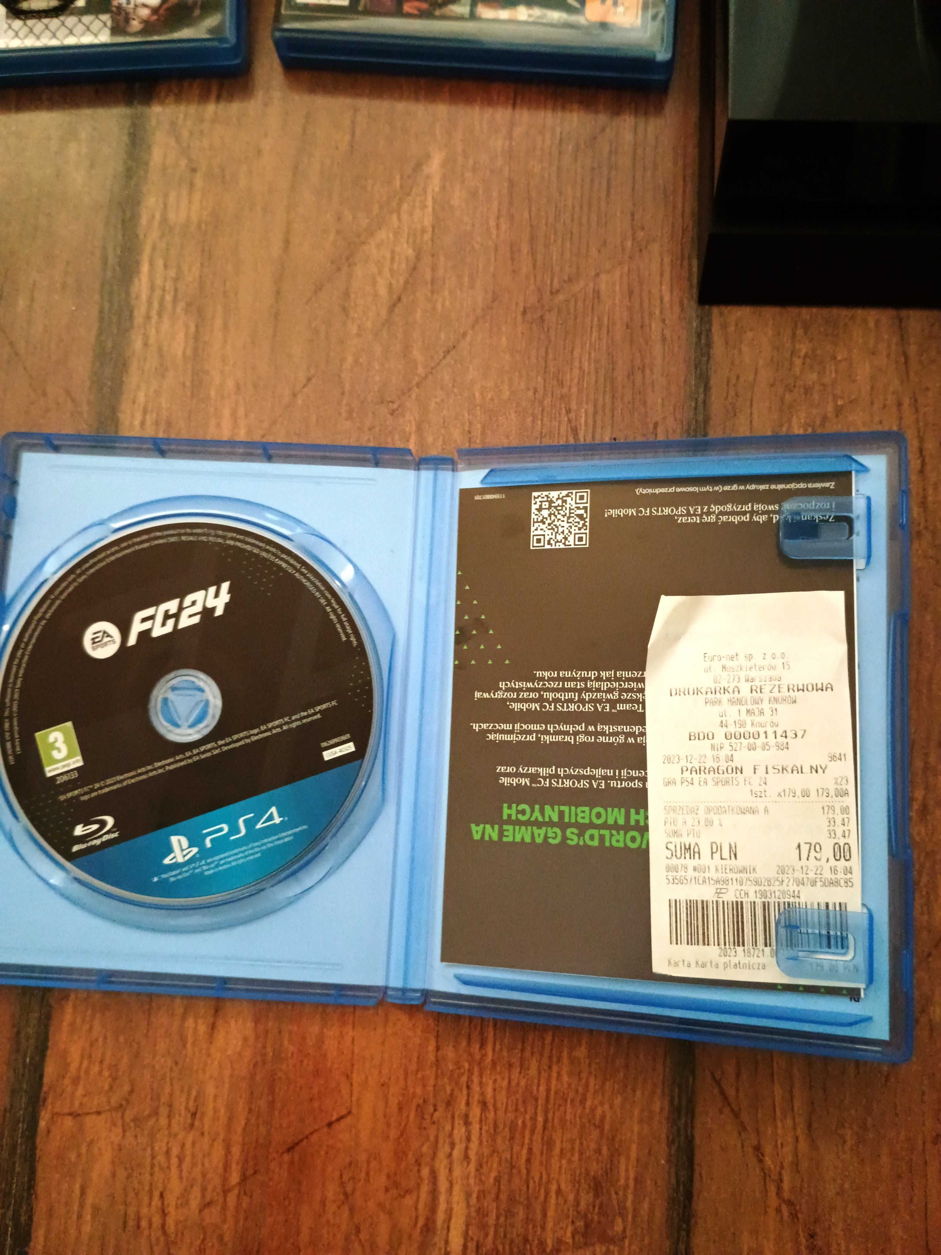 Konsola PS4 - Zestaw + dodatki