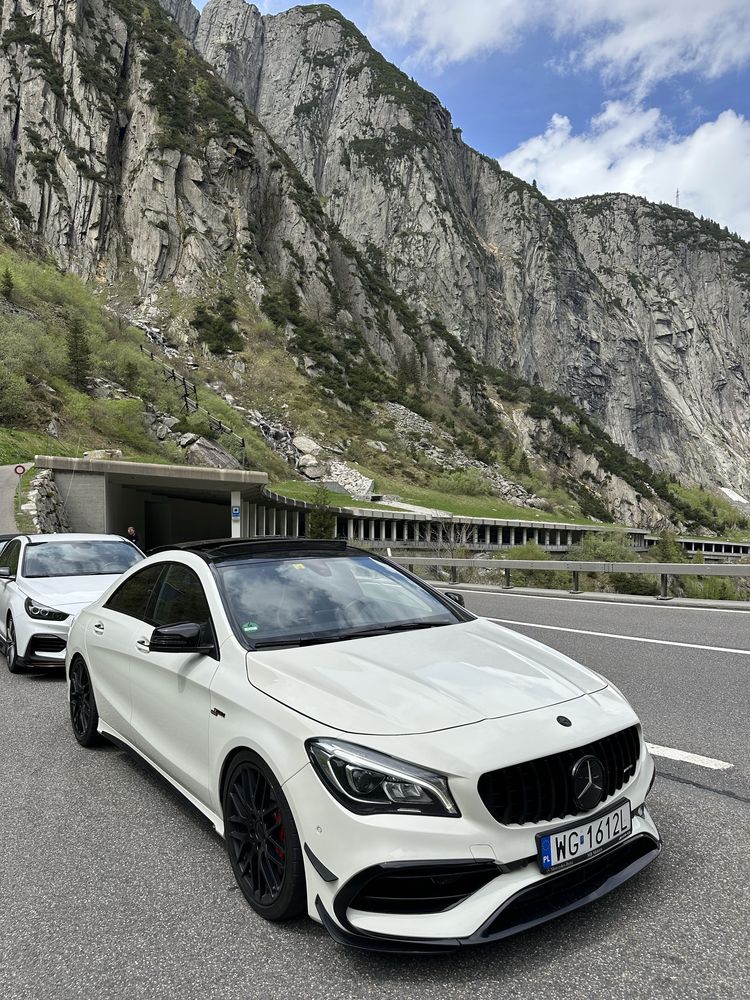 Mercedes CLA 45 AMG  4MATIC, 381hp.