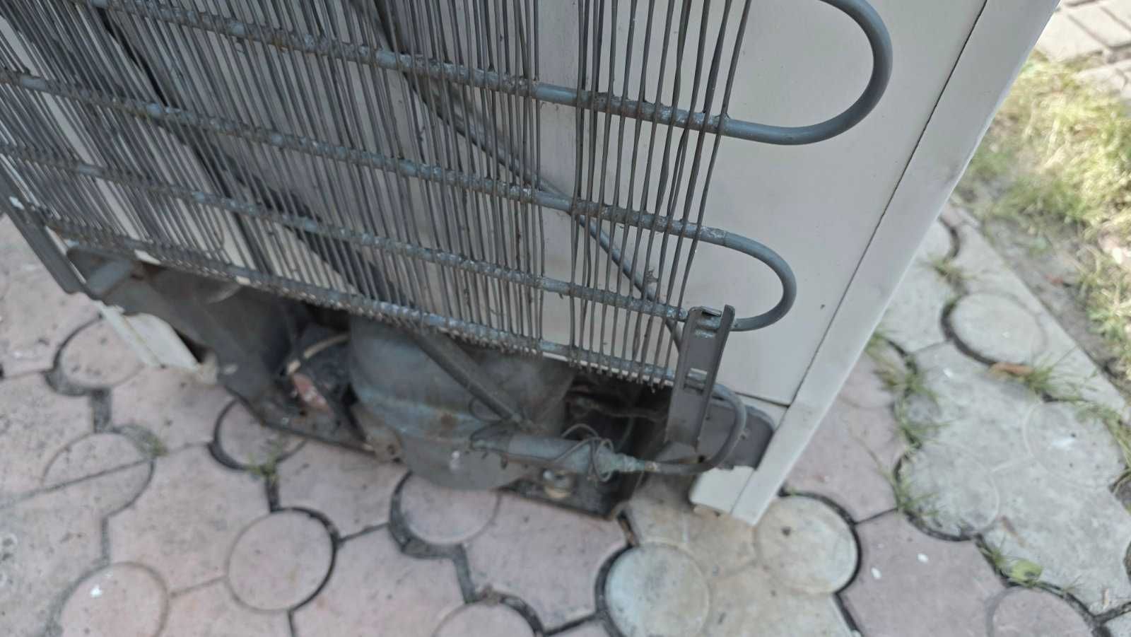 холодильник"Dnepr" качественно работает.