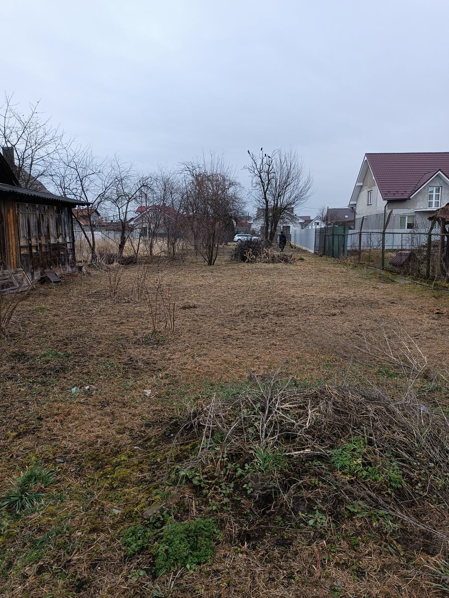 В районі центру Коломиї з земельною ділянкою 0.091га